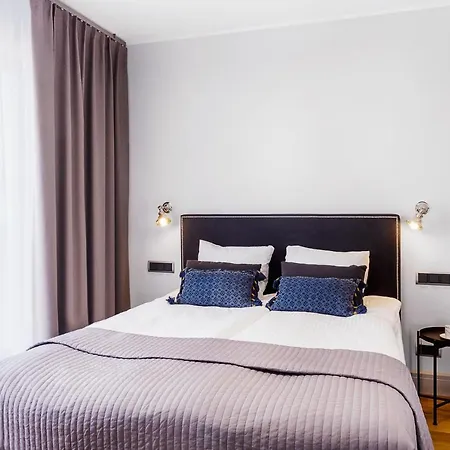 Appartement 7th Floor & *